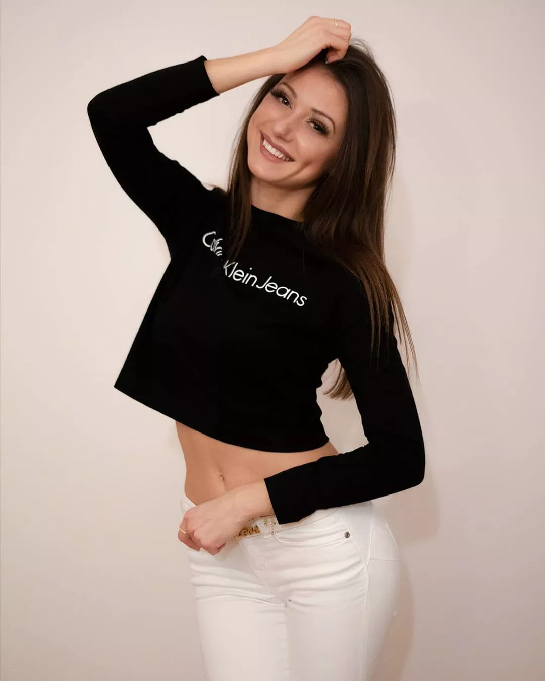 Gwiazda disco polo łamie męskie serca?! Zobaczcie tylko, jaki ma uśmiech! 